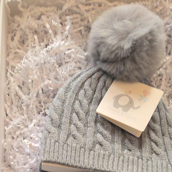 Booties & Cap - Picture 3 of 4